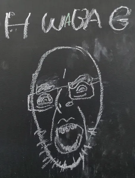 File:Hwabag chalk.jpg