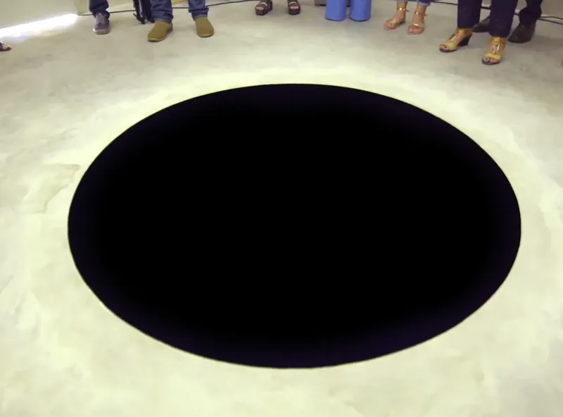 File:Vantablack hole.png