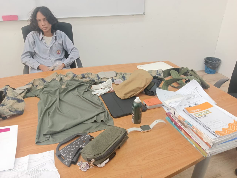 File:PolicePhotoEverest Vest.png