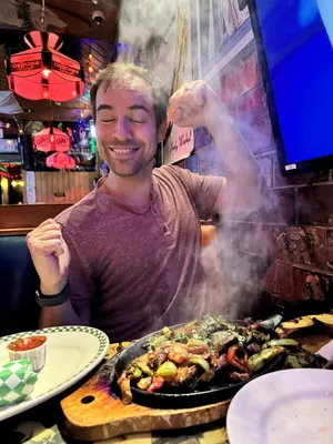 When the fajitas come out sizzlin original.jpg