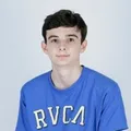 xis shirt says "RNCA" GEEEGGGGGG
