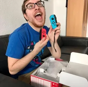 Stresscasts cropped.jpg