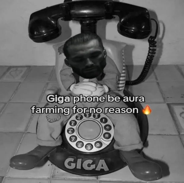 File:Gigaphone.png